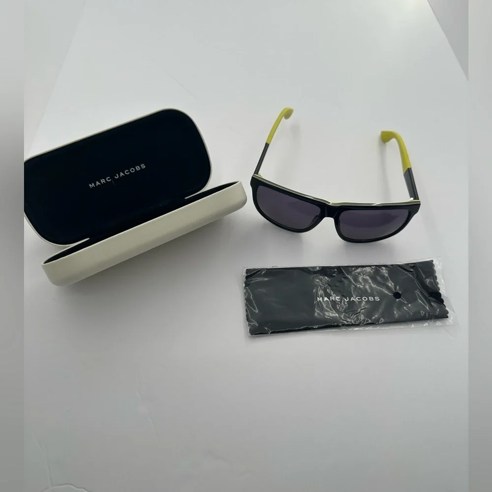 Marc by Marc Jacobs MMJ 417/S Black & Yellow Sunglasses | Unisex | Case Included